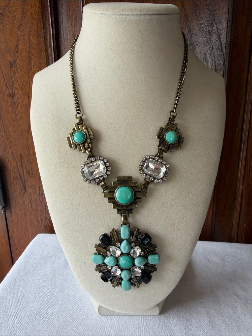 Vintage Style Southwestern Turquoise Rhinestone Statement Necklace Bronze Tone